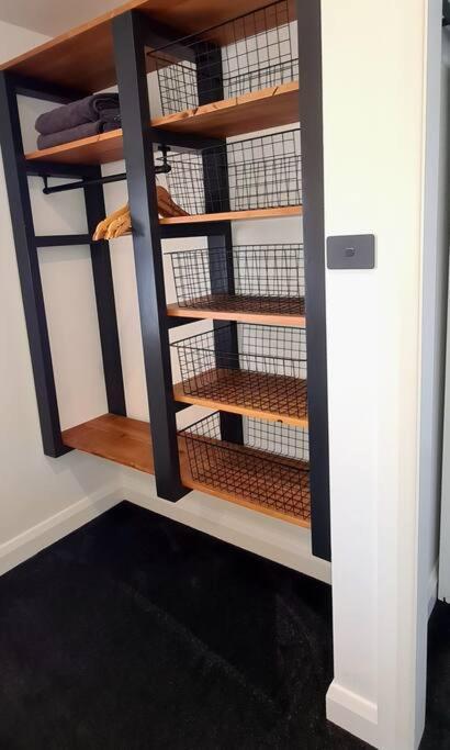 Apartment 4 - Haddin Court - Chic Ny Loft Style Blenheim Ngoại thất bức ảnh